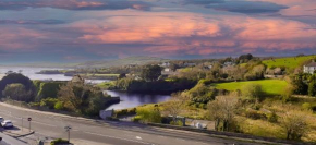 Wild Atlantic Way - Retreat - Sleeps 12